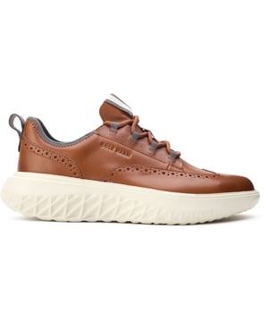 Zapatos Cole Haan Zerogrand para hombre en color marrón, fabricados en piel y suela de goma. Incluyen: suela Grand 360, tira en el talón, logo de Cole Haan y plantilla interior cómoda.