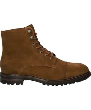 Die Lester sind handgefertigte Stiefel aus weichem Wildleder von der Marke Blackstone. Das feinste Wildleder wurde für das Obermaterial verwendet und die zweifarbige Profilsohle besteht aus robustem und bequemem Gummi. Dank ihres stilvollen Aussehens können diese Lester-Stiefel sowohl leger als auch smart-leger getragen werden!