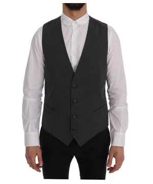 100% Authentische Dolce & Gabbana STAFF Weste 
  Einreihiges Design 
  Graues Streifenmuster 
  Vollständige Knopfleiste vorne 
  Verstellbarer Rückenbund 
  Logodetails 
  Hergestellt in Italien 
  Material: 80% Baumwolle, 20% Viskose 
  Futter: 63% Viskose, 37% Messing