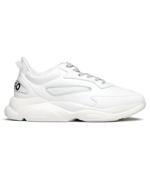 Estas zapatillas blancas con cordones Leon Runn de HUGO tienen una parte superior de mezcla de primera calidad, con capas llamativas y la marca HUGO negra en el talón. Estas zapatillas de running contemporáneas tienen detalles monocromáticos, forro de nailon, plantilla acolchada, suela gruesa y cuello acolchado para una mayor comodidad. No importa si quieres hacer una declaración de moda de diseñador o presumir en el gimnasio, estas son tus zapatillas de running favoritas.