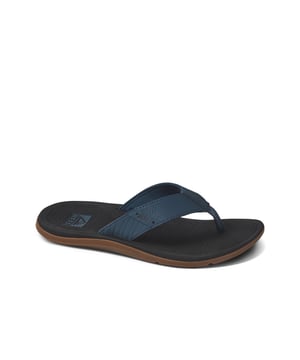 A favorite REEF sandal, the Santa Ana makes you feel good just saying its name. And it looks even better - not the palm frond-inspired side wall. Right? But most of all, slip into it and feel the cushiony softness with high arch support, a padded vegan leather strap, and bamboo-inspired texture under foot for a no-slip grip. You get all the feels with this water-friendly Santa Ana.