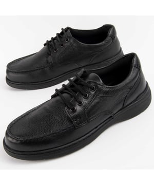 Garantía Purapiel, 10 años de garantía. Zapato para hombre. Fabricado en cuero 100% natural libre de Cromo VI. Materiales de máxima calidad. Suela de goma antideslizante. Plantilla acolchada. Fabricado por otras marca para nuestra marca.