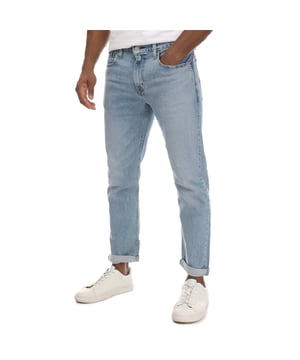 Heren Levis 502 Taper Hi Ball Jeans in blauw.- 5-pocket-styling.- Gulp met rits.- Stretch.- Taps toelopende pijpen.- Normaal bij de dijen.- 70% Katoen, 28% Lyocell, 2% Elasthan. Ref: 577830112.
