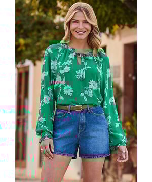 The top you’ve been scrolling for
Cut for a comfy relaxed fit
Chic notch neckline with contrast stitch detail
Dreamy blouson sleeves
Mood-lifting floral print you won't find anywhere else
Balance our the floaty fabric with skinnies or tailored trousers