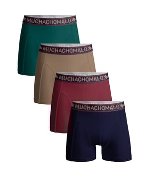 De Boxershorts/Onderbroeken van Muchachomalo zitten als gegoten en zijn gemaakt van hoogwaardig katoen. Een zachte elastische logotailleband van microvezelstof zorgt voor extra comfort. Specificaties •	Normale Pasvorm •	Vlakke gestikte naden voor extra comfort •	Zachte Waistband met het Muchachomalo Logo Onderhoud •	Wassen op 30 graden •	Niet in de droger •	Strijken op matig warme stand (2 stippen) Waarom Muchachomalo? Muchachomalo werkt alleen met fabrieken die BSCI en OEKO-TEX gecertificeerd zijn. Deze fabrieken hebben als doel arbeidsomstandigheden continu te verbeteren. Zij strijden voor het recht op het vormen van een vakbond, veilige werkomstandigheden en zijn tegen dwang- en kinderarbeid. Ook stellen zij consumenten en bedrijven in staat om zelf verantwoordelijke beslissingen te nemen die onze planeet beschermen voor de toekomstige generaties.
