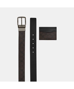 Wide Harness and Card Case Gift Box in Signature, Belt:
 Signature coated canvas and refined calf leather
 Cut-to-size
 Reversible
 38mm 
 Packaged in a Coach gift box, Three credit cards slots
 ID window,  Length: 10.00 cm,  Height: 7.50 cm