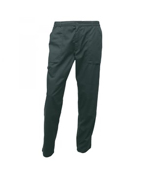 65% Polyester, 35% Baumwolle. Teilweise elastischer Bund. Doppelter Sitz. Gürtelschlaufen. Verstärktes Gesäß und Knie. Kniepolstertasche mit Haken- und Schlaufenverschluss. Mehrere Taschen mit verdeckten Reißverschlüssen. Kompatibel mit Regatta-Kniepolster. Dauerhaft wasserabweisende Beschichtung. Größe 30, 32, 34, 36, 38, 40, 42, 44, 46, 48, 50, 52 Innenbeinlänge kurz - 29, normal - 31, lang - 33. Stoff Polycotton Stoffgewicht 170gsm