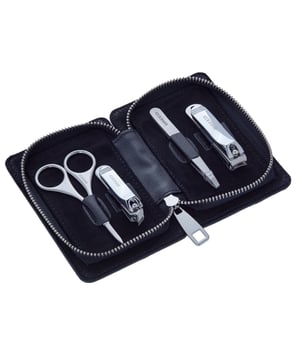 ESPECIFICACIONES: Juego de 4 piezas, herramientas quirúrgicas de acero inoxidable; INCLUYE: Estuche de viaje resistente con cremallera, cortaúñas, cortaúñas de los pies, tijeras para fosas nasales y cejas, pinzas