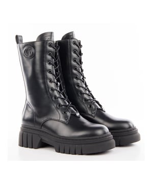 Guess G Combat Stiefelette für Damen Schwarz Leder. Authentischer Schuh der Marke Guess - Streetwear/Sportswear Design von Guess - Guess für modebewusste Frauen, perfekt für den Alltag - Die schwarze Guess Stiefelette lässt sich hervorragend mit dem Rest Ihrer Garderobe kombinieren - Bequemes Leder - Klassische Schnürsenkel - G Combat - Leder