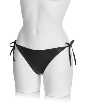 79% poliamida, 21% elastano; braguitas de bikini de Calvin Klein Trajes de baño; Modelo: KW0KW01255BEH; Mano de obra de alta calidad; Ajustado; cordones a los lados; Detalles del logotipo de Calvin Klein Trajes de baño