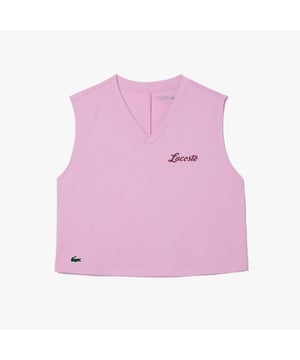 Dames Lacoste Sport Ultra-Dry Cotton Sport Crop TopVrijheid. Gemak. Ademend vermogen. Een mouwloze Lacoste crop top met Ultra Dry technologie: comfort voor zelfs de meest intense sessies.- Technisch jersey - Split op rug - Getest door atleten - Krokodillentransfer op voorkant - Hoofdstof: 65% Katoen 35% Polyester.  Rib: 50% Katoen 50% Polyester.  Machinewasbaar.- Ref: TF7105-IXV