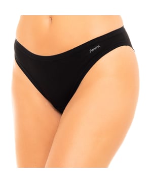 Descubre la Braguita Invisible, una prenda esencial para la mujer moderna que busca la combinación perfecta de confort y discreción. Esta braguita, confeccionada con tejido suave y elástico, es ideal para cualquier ocasión, garantizando una experiencia de uso única y placentera.

Características destacadas:

Tejido Suave y Elástico: La Braguita Invisible está hecha con un material ultra suave que se siente delicado al contacto con la piel. Su elasticidad proporciona un ajuste perfecto que se adapta a tus movimientos, asegurando comodidad durante todo el día.

Invisible Bajo la Ropa: Diseñada para no dejar marcas, esta braguita se mantiene discreta bajo cualquier prenda. Su construcción sin costuras la convierte en la opción ideal para usar con ropa ajustada o translúcida.

Diseño Anatómico: La Braguita Invisible se adapta a las curvas naturales del cuerpo, ofreciendo un ajuste anatómico que proporciona una sensación de segunda piel.

Variedad de Colores y Estilos: Disponible en una amplia gama de colores, desde tonos neutros hasta opciones más vibrantes, para que puedas elegir según tu gusto y ocasión.

Durabilidad y Facilidad de Cuidado: Fabricada para resistir múltiples lavados sin perder su forma ni suavidad. La Braguita Invisible es fácil de cuidar y mantiene su apariencia nueva por más tiempo.

La Braguita Invisible con tejido suave y elástico es la prenda perfecta para mujeres que buscan una mezcla de elegancia y comodidad en su ropa interior. Diseñada para ser invisible bajo la ropa, esta braguita asegura que te sientas segura y cómoda en cualquier situación, siendo una adición indispensable a tu guardarropa.
 Composición: 80% Algodón, 20% Elastano
 Cuidados:
 Lavar a temperatura máx.30º.
- No usar lejía.
- No usar secadora.
- No planchar.
- No lavar en seco.