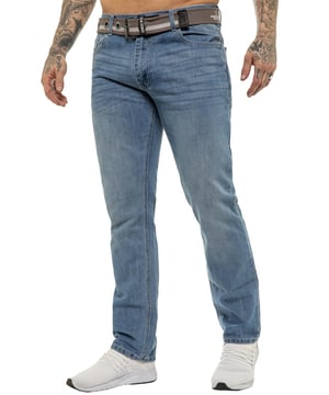Enzo Regular Fit-jeans voor heren. Inclusief gratis riem (riemkleur kan variëren). 5 zakken inclusief de muntzak. Merkknopen en klinknagels. Midrise ritssluiting met ritssluiting. (EZ399)