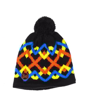 Gorro de punto y forro polar Buff.
Color Negro estampado
Gorro casual, versátil y adaptable a todas tus necesidades.
Complemento ideal para proteger del frio. 
Espíritu eco, diseño BUFF y tecnología avanzada para deporte o el día a día.
Detalle de borla en la parte superior.
Forro polar.

Composición:  100% Acrílico, Forro: 100% Poliéster.

Medidas:  25 x 24 cm.

Lavar a mano.
No utilizar lejía.
Utilizar plancha temperatura máxima 110º.