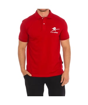 Kurzarm-Polo Plein Sport.
 Reverskragen.
 Halbhoher Knopfverschluss.
 Kurze Ärmel mit geripptem Abschluss.
 Markenaufdruck auf der Vorderseite.
 Markenemblem auf der Rückseite.
 Nähte in Ton gehalten.
 Zusammensetzung: 95% Baumwolle, 5% Elastan
 Pflege:
Bei maximaler Temperatur von 30º waschen.
 Bei niedriger Temperatur bügeln.
 Keinen Trockner verwenden.
 Kein Bleichmittel verwenden.
 Nicht chemisch reinigen.
