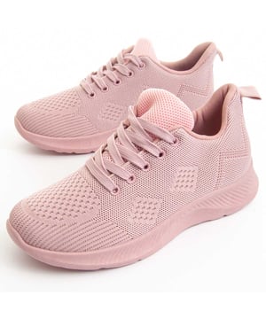 Zapatilla casual para mujeres. Ajuste cómodo. Plantilla acolchada. Suela antideslizante. Costura reforzada. Fabricada por otras marcas para nuestra marca.