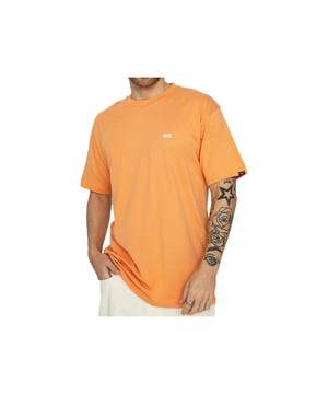 CAMISETA HOMBRE MN LEFT CHEST LOGO TEE COPPER TAN NARANJA