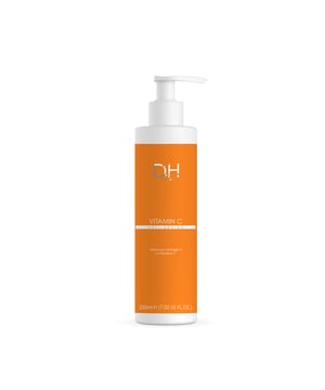 Luzca un cutis radiante y joven con el Limpiador Antiedad con Vitamina C Dr H. Esta fórmula suave pero eficaz, con Vitamina C (Ascorbyl Glucoside) y Aloe Vera hidratante, ilumina y suaviza la piel a la vez que disminuye la aparición de líneas finas y arrugas. El Acetil Hexapéptido-8 ayuda a reafirmar y rellenar la piel, mientras que la Glicerina proporciona una hidratación profunda para una sensación suave y flexible. Este limpiador elimina eficazmente el maquillaje y las impurezas, dejando la piel fresca y revitalizada.