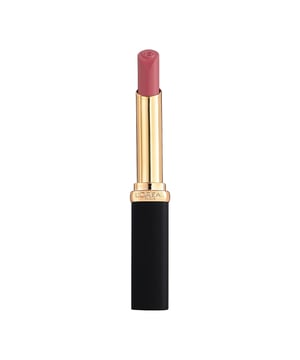 Color Riche wird schlanker, langanhaltender, feuchtigkeitsspendender und matter mit Color Riche Intense Volume Matte. Ein mattes Finish mit bis zu 16 Stunden Halt, angereichert mit einer pflegenden Formel, die mit Hyaluronsäure versetzt ist, um die Lippen den ganzen Tag hydratisiert zu halten. Der matte Lippenstift Ihrer Träume: pudrig, leicht und cremig. Dieser Lippenstift volumisiert die Lippen für ein voller wirkendes Aussehen den ganzen Tag über mit einem transferresistenten Finish. Nie flach. Nie trocken. Die neue schlanke Verpackung ermöglicht eine einfachere, präzisere Anwendung, um die Lippenform zu betonen. Ein neuer Lippenstift, der für Frauen entworfen wurde, die an ihre Entscheidungen glauben. Erhältlich in 12 intensiven, pudrigen matten Farbtönen voller Überzeugung, die jeden Lippenhautton verschönern.