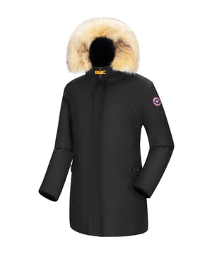 Subprime parka voor dames. De parka is gemaakt van hoogwaardig polyester en heeft een warme binnenvoering. Ideaal voor de koude wintermaanden. De bontkraag is van namaakbont en is afneembaar. De jas is voorzien van een up- en down zipper, makkelijk als je moet zitten op de fiets, brommer of scooter.  Merk: SubprimeModelnaam: Parka ChloeCategorie: winterjas damesMaterialen: polyesterKleur: zwart