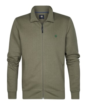 Casual vest met klassieke opstaande kraag en ritssluiting. Dit vest heeft een logo op de borst, steekzakken op de heupen en een ribgebreide afwerking. Twijfel je tussen twee maten? Kies dan de grootste maat. Casual vestRegular fitOpenstaande kraagRitssluitingSteekzakkenPetrol badgeKatoen structuur55% katoen, 45% polyester