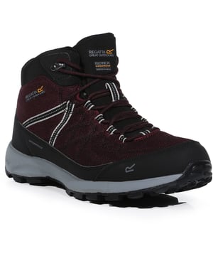 Opt for weather-resistant protection with the 'Samaris Lite' walking boots by Regatta. Lightweight with water-shedding Hydropel technology and a waterproof and breathable Isotex membrane. Sturdy rubber outsoles to deliver solid traction and EVA midsoles to provide cushioned comfort.