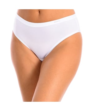 Braguita invisible súper flexible Janira.
Brislip Flexie Adapt
 Cinturilla elástica a tono.
 Tiene un tacto muy suave y ultrafino, es envolvente y sedosa, casi impalpable, para conseguir el efecto deseado, resulta imperceptible una vez puesta.
Adaptación superior con una elasticidad extraordinaria.
Una sola Talla de la S a las XL
 Composición: 75% Poliamida, 25% Elastano.
 Cuidados:
Lavar a temperatura máx.30º.
- No usar lejía.
- No usar secadora.
- No planchar.
- No Lavar en seco.