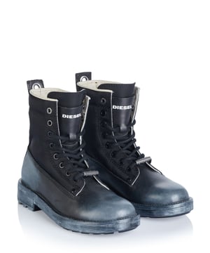 60% cuero vacuno, 40% poliéster; botines diésel; Modelo: Y02428P1905T8013; Mano de obra de alta calidad; Cordones clásicos; Suela de goma antideslizante; Tapa redonda; "Aspecto usado"; Detalles del logotipo diésel