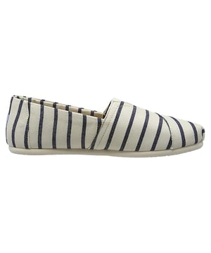 Toms