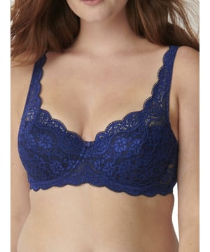 Triumph Amourette 300 Wired Padded Bra. With padded soft cups, stretch lace and sharper wires. Product is hand-wash only.