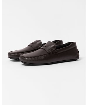 Premium driver moccasins made in Portugal by BOSS. Featuring a full rubberised sole, this pair is crafted in grained leather with a debossed logo strap.
90% Polyamid, 10% Polyurethane, Sole: 100% Thermoplastic polyurethane, Upper material: 100% Cow skin, Innersole: 90% Polyamid, 10% Polyurethane
50523026