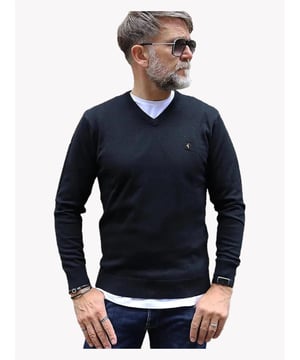 Gabicci Knitted V-Neck Jumper. Classic yet modern piece of knitwear. Regular Fit, Long Sleeve Jumper. V-Neck Style, Contemporary Fit With Ribbed Sleeve Cuffs & Bottom Hem
