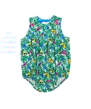Flutter by beautiful butterfly! Our bright and comfortable bubble shaped romper in our fabulous flutterby all-over print is designed using our lightweight poplin fabric to keep your little one cool in the summer sun. With adjustable straps, popper crotch opening and elasticated leg cuffs.