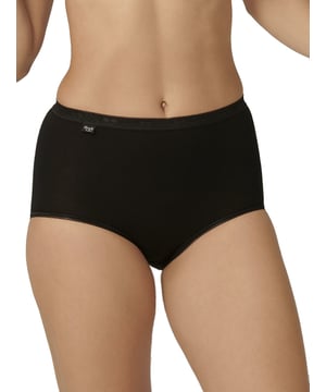 Sloggi Basic+ Maxi Brief. Product is made of 95% Cotton, 5% Elastane and is machine washable.