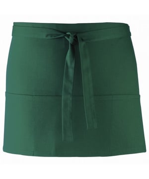 Korte stijl bar schort. 3 open zakken. Grootte: One Size Dimensions Breedte 60cm. Daling 33cm. Stof 65% Polyester 35% Twill katoen. Gewicht 195gsm.