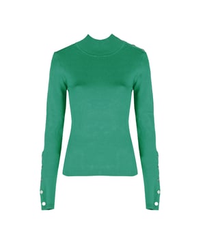 Ajuste perfecto
Con cuello de polo
Polo con mangas y bajo terminado en ribete acanalado
Hombro izquierdo y mangas adornados con botones con el logotipo
En el lado izquierdo, parche de marca
Hecho de tejido de punto suave de alta calidad