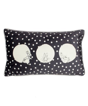 Bring an element of mischief with this playful Peter Rabbit™ Spot Me cushion. This monochrome scandi inspired design features sweet illustrations of Peter, on a backdrop of white spots and polka dots. Match with the Peter Rabbit™ Spot Me duvet cover set, fitted sheet and fleece throw to instantly transform your room!