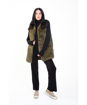 Make a statement this winter in this dreamy fur gilet . Featuring a faux fur material, a sleeveless style and hook/eye style fastening style this with vinyl trousers and a flattering bodysuit for a look that is date night ready.