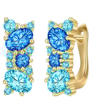 Simply wow: This is how these hoop earrings from the Rafaela Donata label sum up. The design motto is “glamour” and is implemented with a lavish patchwork trimming of faceted zirconia crystals in different sizes, shapes and color nuances. The result is real eye-catchers on the earlobes that add a sparkling touch to any outfit. The hoop earrings are made from 925 sterling silver and refined with 14-carat yellow gold - ideal for all fashionistas who prefer the warm, shimmering precious metal nuance. A practical folding closure ensures a high level of comfort and is easy to put on and take off.