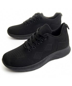 Zapatilla casual para mujeres. Ajuste cómodo. Plantilla acolchada. Suela antideslizante. Costuras reforzadas. Fabricada por otras marcas para nuestra marca.