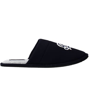 Umbro slippers big bazaar outlet