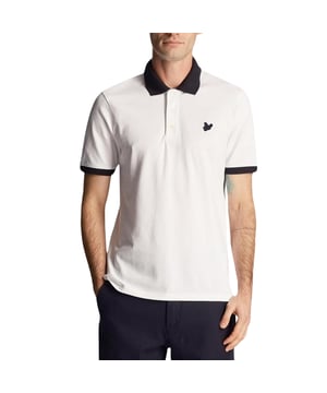 Polo blanco Lyle & Scott, logotipo de la marca bordado en el pecho izquierdo, polo liso, color blanco, polo liso, cierre de botones, terminaciones de mangas elasticas, 97% algodon, 3% elastano, Estilo: SP2014V X187