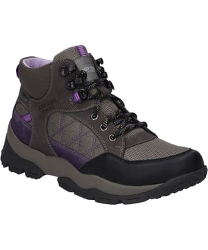 Die Stiefelette wird von uns aus weichem Nubuk-Leder und Textil hergestellt. Das Modell Philippa 55 ermöglicht einen guten Einstieg dank praktischer Schnürung. Die herausnehmbare Sohle kannst Du im Handumdrehen wechseln und so Deine eigenen Einlegesohlen verwenden. Die Fertigungsart Strobel ermöglicht ein sportives Laufgefühl wie bei Laufschuhen. Weite G ist die Komfortweite für alle normal gebauten Füße. Genieße Deine Freizeit mit ganz viel Leichtigkeit an den Füßen!