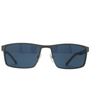Lensbreedte = 58 mm Neusbrugbreedte = 18 mm Armlengte = 145 mm Zonnebril, zonnebrillenkoker, schoonmaakdoekje en onderhoudsinstructies allemaal inbegrepen 100% bescherming tegen UVA- en UVB-zonlicht en conform de Britse norm EN 1836:2005