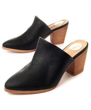 Women's high heel shoes. Comfortable fit. Padded insole. Non-slip sole. Reinforced stitching. Manufactured by other brands for our brand. Approximate measurements: 7 cm heel.