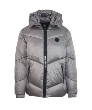 Bleiben Sie warm und stilvoll mit der Plein Sport Wattierten Jacke! Diese elegante graue Jacke wurde mit Blick auf Komfort gefertigt und verfugt uber gepolstertes Futter und das charakteristische Plein Sport-Kreislogo. Geniessen Sie uberragende Warme gepaart mit zeitloser Eleganz!, Vordertaschen mit Reissverschluss, Aufnaher auf der Brust, zentraler Reissverschluss, Kapuzenmantel, Fullung: 100 % Polyester, Futter: 100 % Polyester, wattierte Jacke, Reissverschluss, grauer Mantel