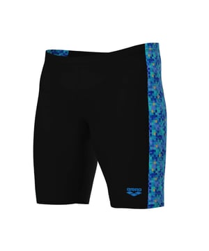 Mens Arena Pooltiles Jammer Swim Shorts in black blue.- Internal drawstring.- Front lining.- arena MaxLife Eco fabric: Maximum chlorine resistance and extreme durability.- Durable and quick-drying.- UPF 50+ UV protection and quick drying properties.- 100% Polyester.- Ref.: 007161580
