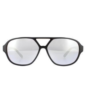 Las gafas de sol Calvin Klein CK18504S 001 Black Grey son de estilo retro con un elegante logotipo de Calvin Klein en las patillas.