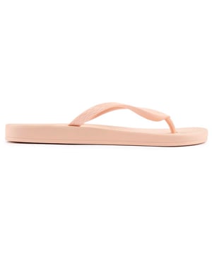 Looking For That Summer-sand-and-sea Feeling? Then Get Yourself The Pretty Nude Ipanema Colors Flip Flops. These Iconic Beach Sandals Are Vegan, Made With Flexpand, Are 100% Recyclable And Feature The Iconic Ipanema Signature Branding Of This Eco-fashion Brand From Brazil.