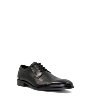 There's room in every collection for our Sheath Derby shoes. Artisanally crafted with the finest materials, this timeless silhouette has been designed with four-eyelet facing construction. The elongated round toe is accented with hand-finished detailing, elevating its design, whilst the interior is fully lined with fabric. This investing style will pair perfectly with smart tailoring.